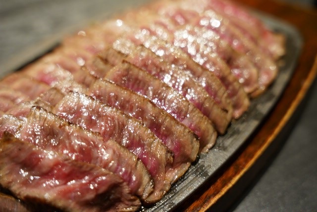 ワンポンドステーキ